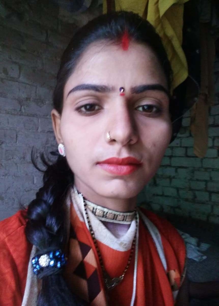 women commit suicide after one month of  marriage