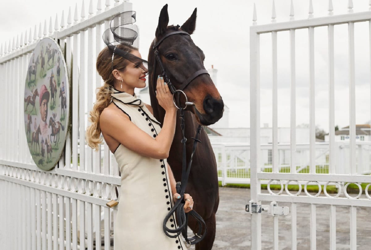Magnolia Cup 2019 Only womens participate in the Unique Horse Race in Britain