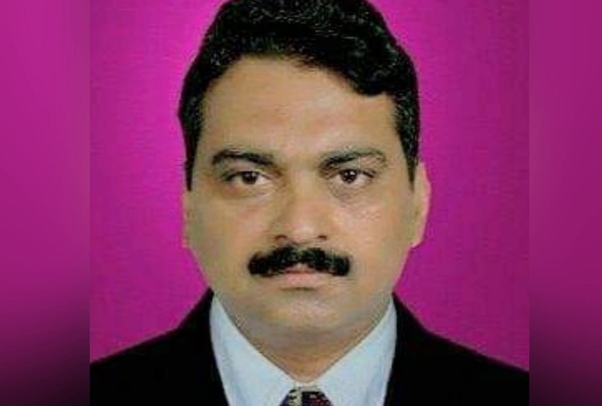 Expert Advice for farmers Dr Devender Thakur  how to Dig Holes for Plants in scientific technique
