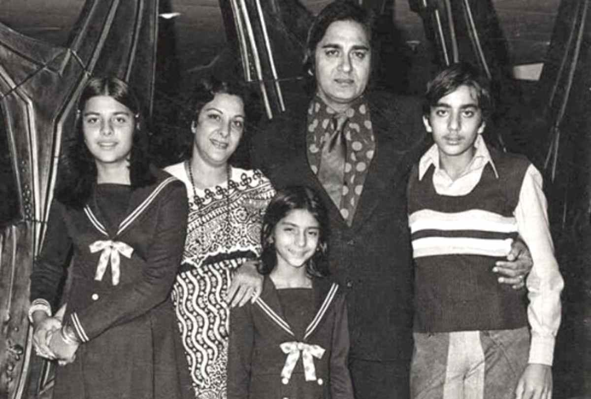 sanjay dutt birthday special look at his rare photos