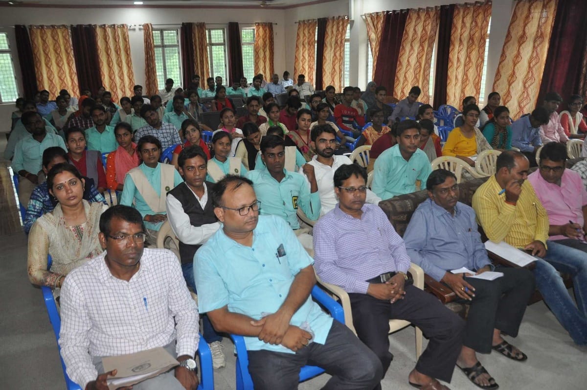 Shree Murarilal Maheshwari Amar Ujala Debate Competition In Mau