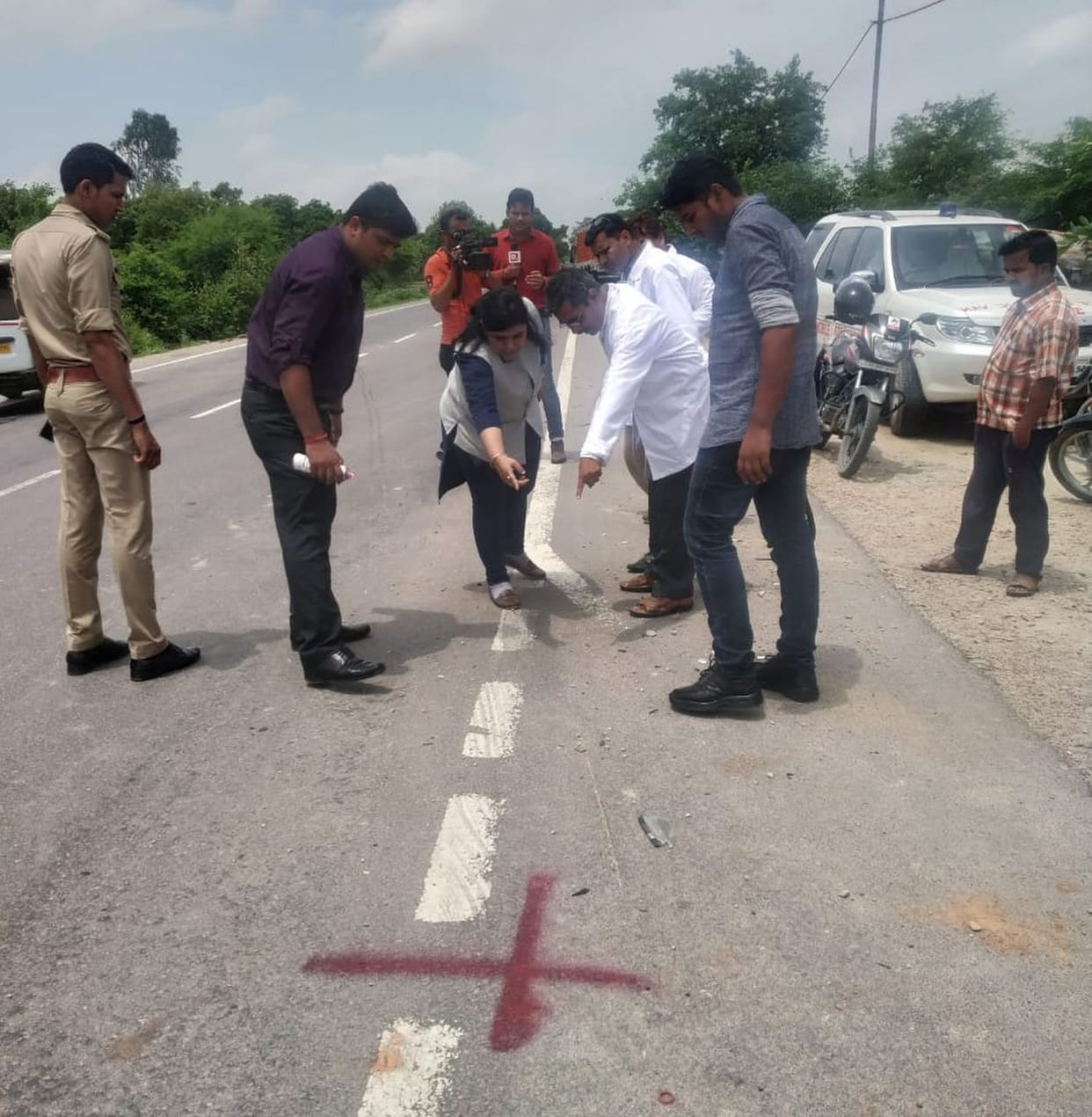 To know the truth, the forensics team examined every point on the highway for four hours.