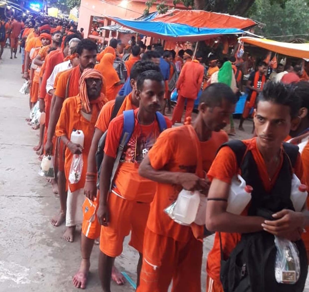 cheering of 'bol bam' in shin temples