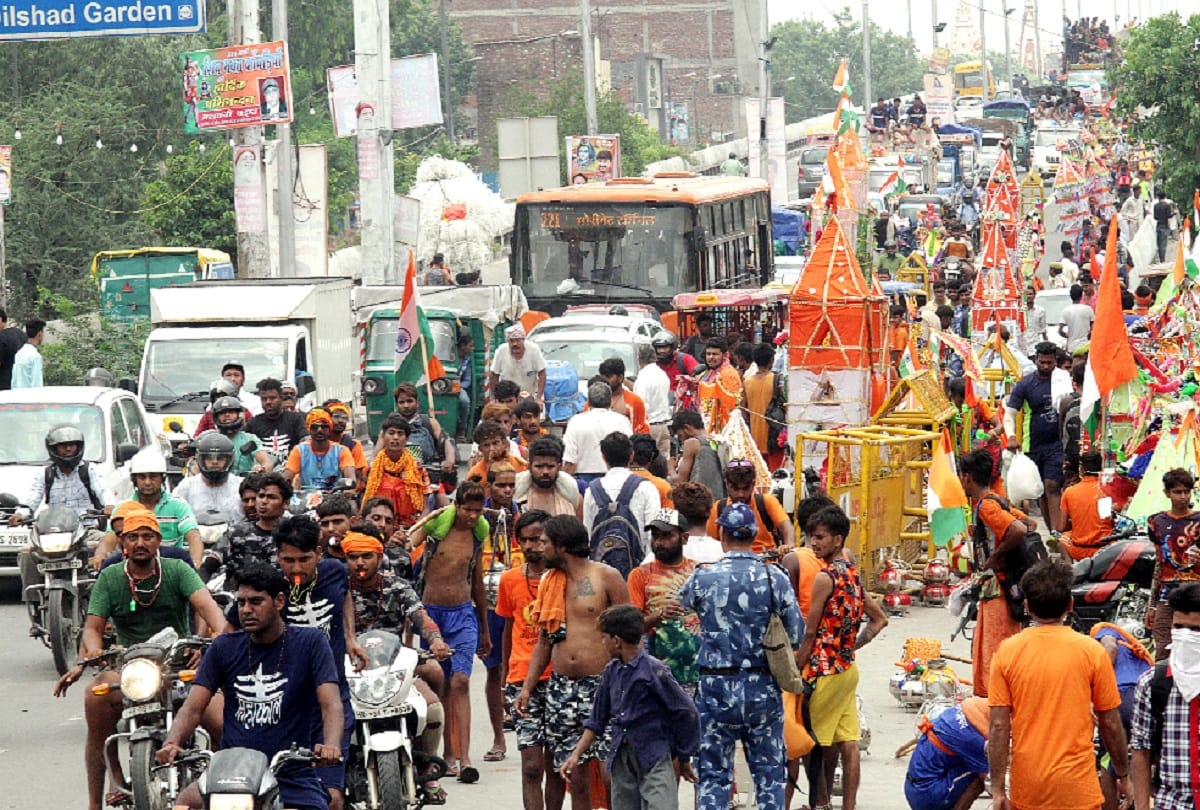 jam in delhi due to kanwariyas