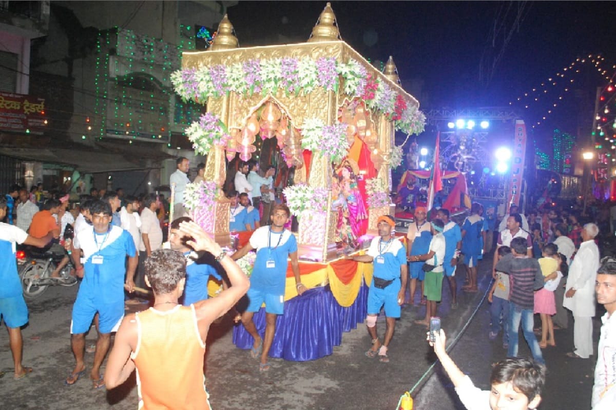 Many lakhs dak kawad of Delhi and Haryana reached in Saharanpur city