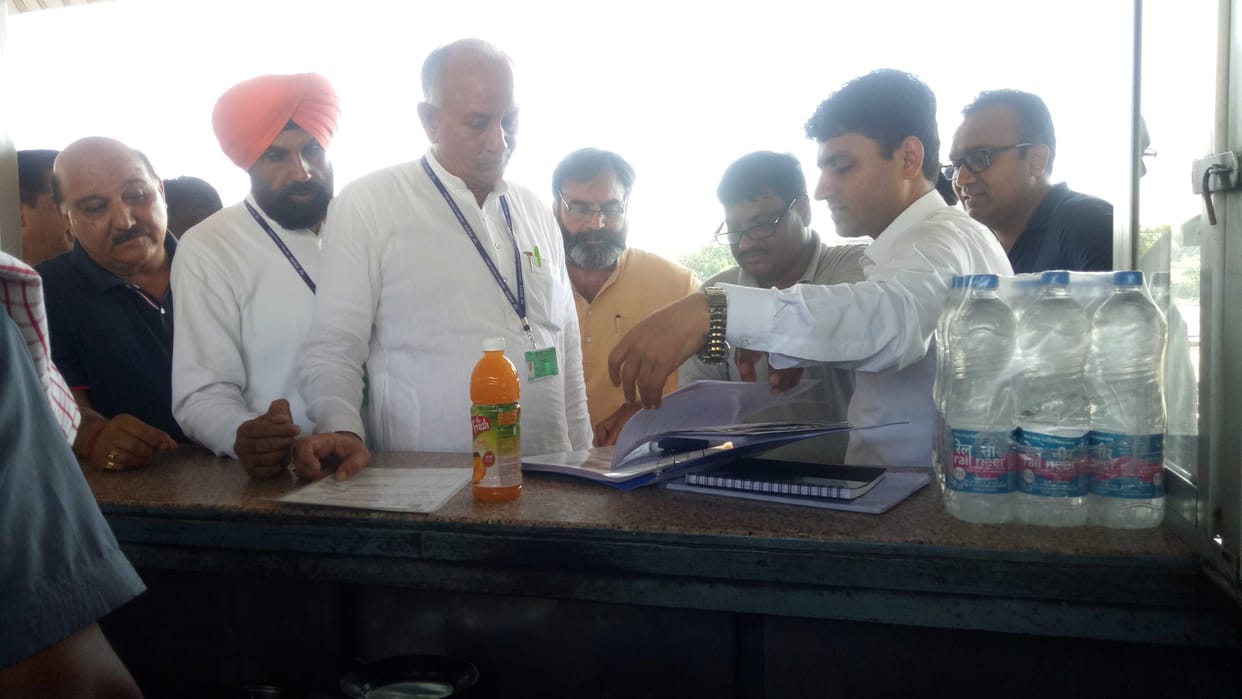 PAC team, railway station