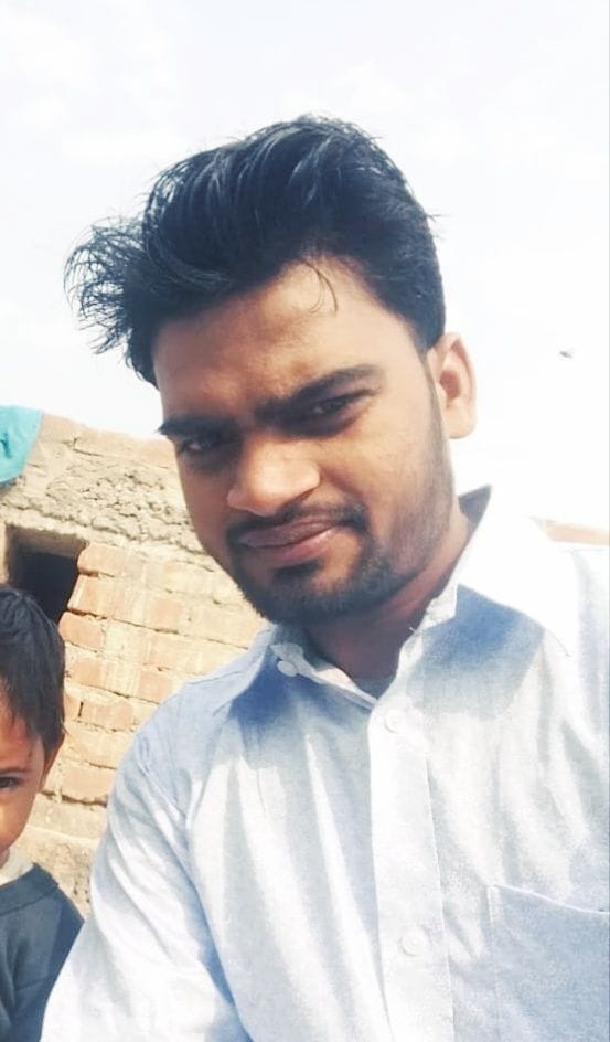 in a road accident 1 divotee died