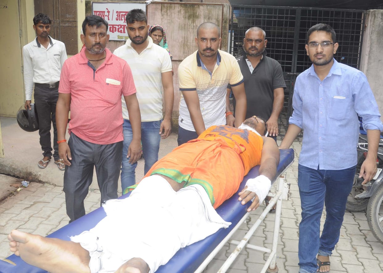 Death of kawariya on a highway collision, brother's condition serious