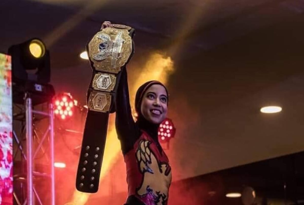 Malaysia first hijabi pro wrestler Nor Diana who fight with mens and womens too