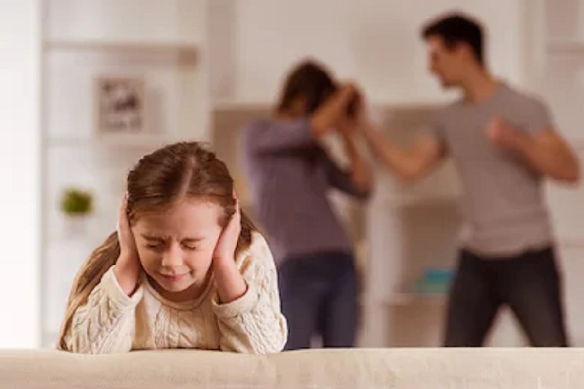 sibling bonding can reduce effect of parental strife