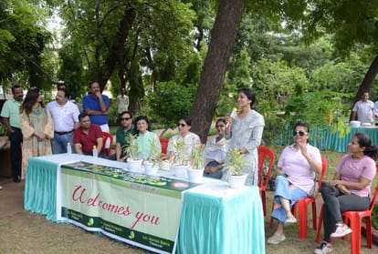tree plantation in savan month by Lions Club dig and dm wife at park