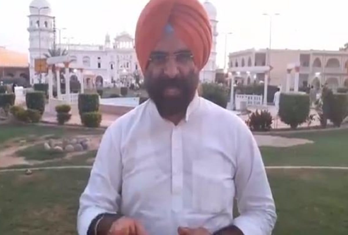 sirsa clarifies on picture with pro-Khalistani leader Gopal Chawla in pakistan