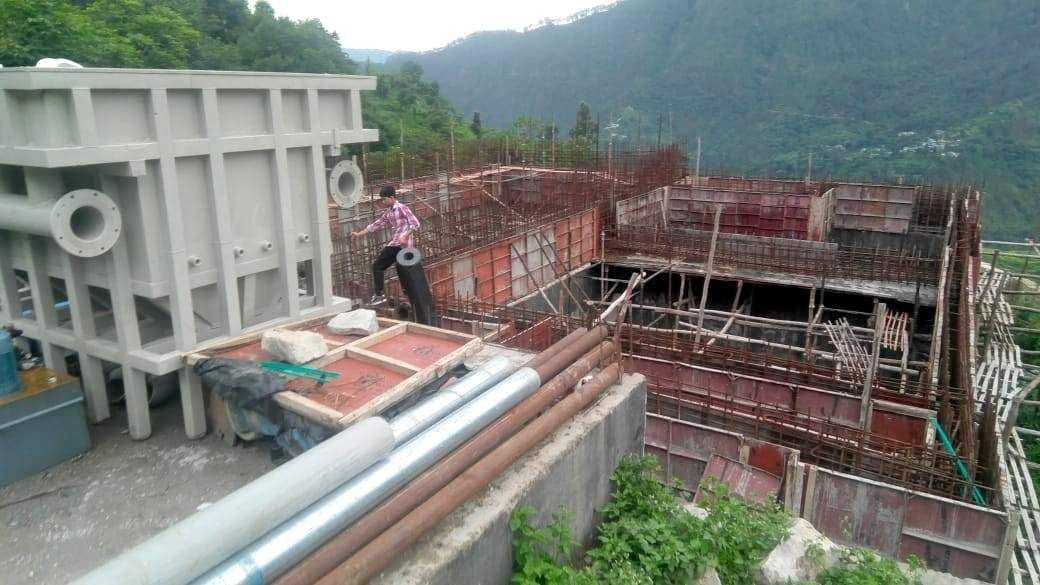Inviting the accident are under construction tank sewer treatment