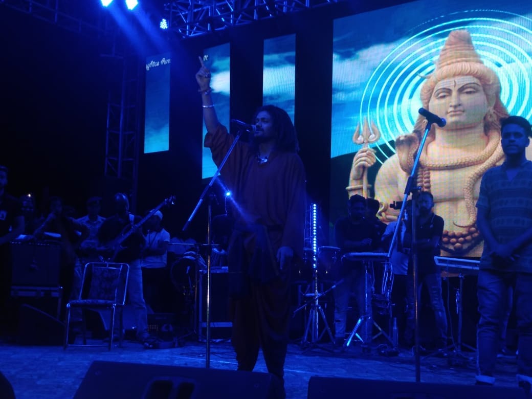 minjar star night baba raghuvanshi