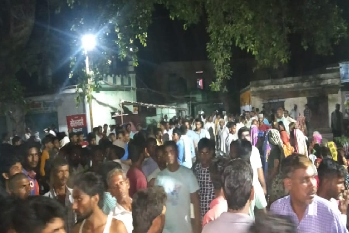 Ruckus in police station after attacked on two soldiers in Bijnor district