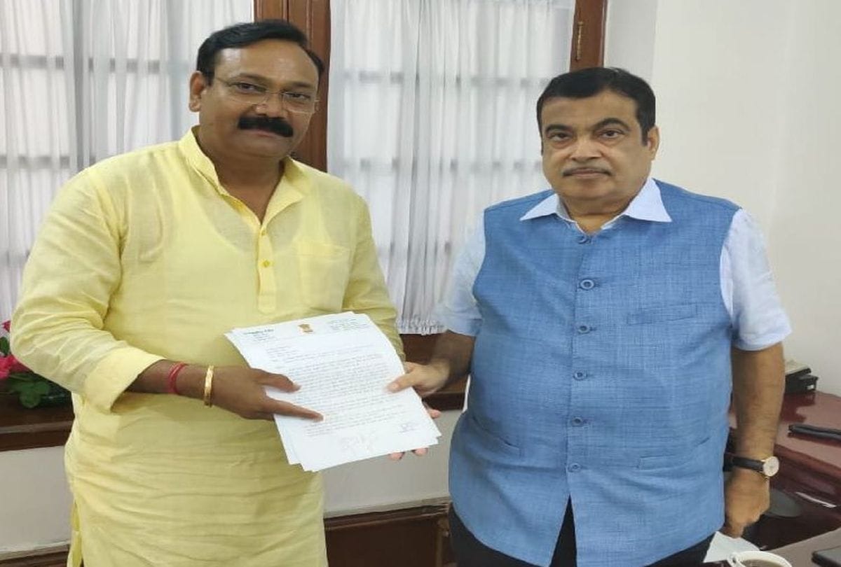 bjp mp raj kumar chahar meets minister nitin gadkari Six Lane Work For Jaipur Highway