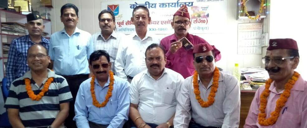 Ex-servicemen subscribe to Lee PBOR