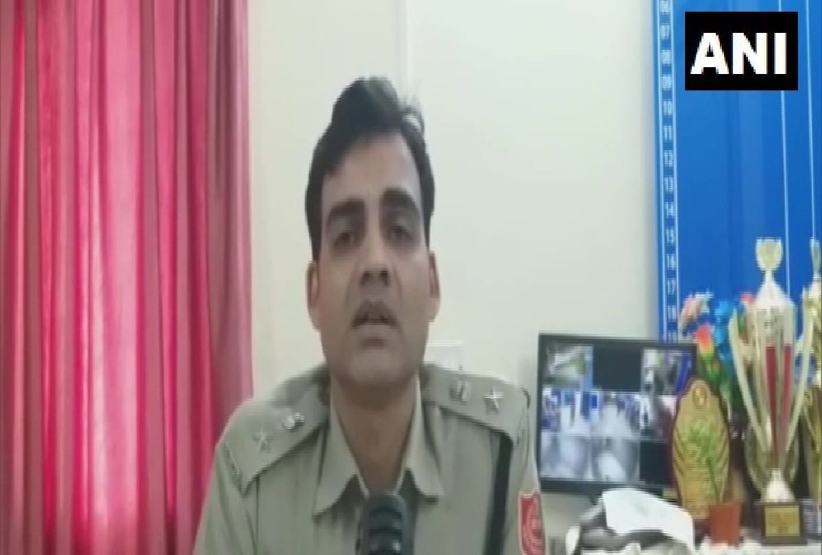Bodies of a middle-aged couple found in 2 separate suitcases inside their house in West Bengal