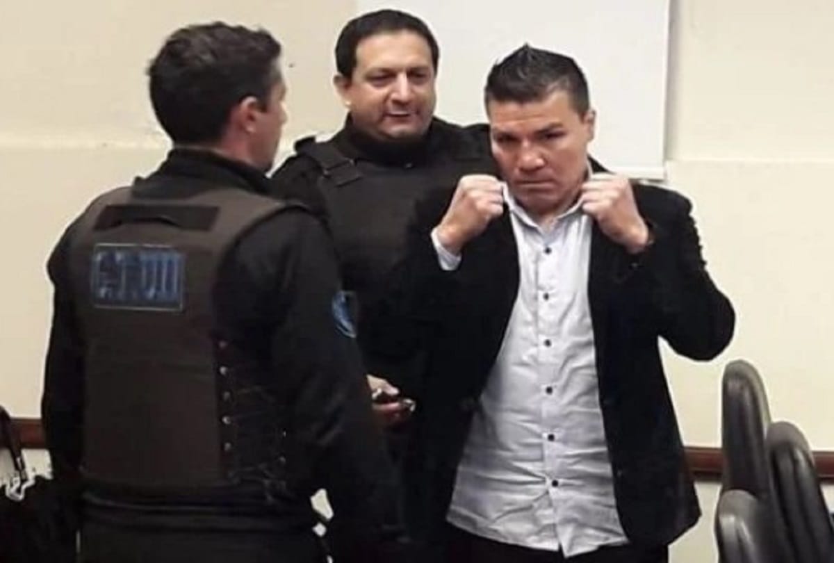 Former boxing Champion carlos baldomir sentenced to 18 years in prison for sexual abuse of daughter