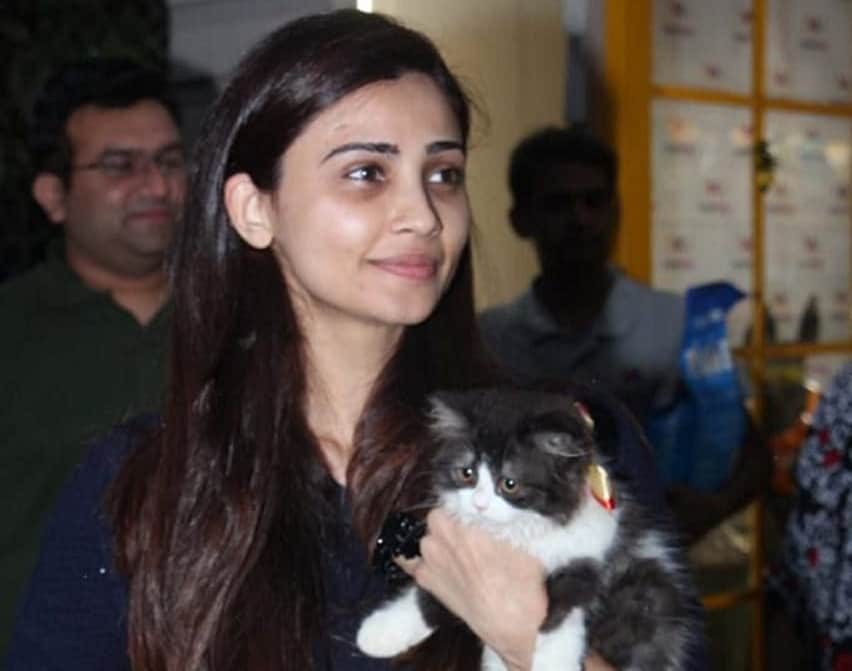 Daisy Shah birthday special unknown facts about her