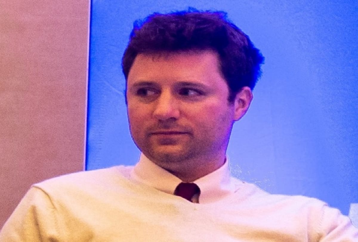college dropout student bedridden for 11 years Then he invented a surgery and cured himself