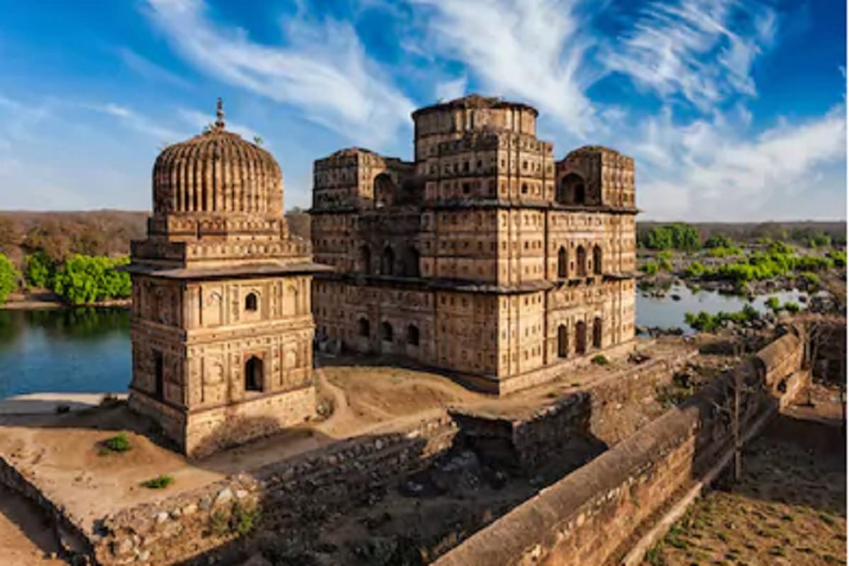 couple must go these romantic place in madhya pradesh and rajsthan