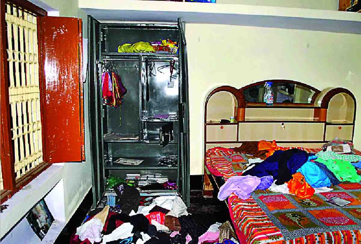 four incident of theft in bareilly