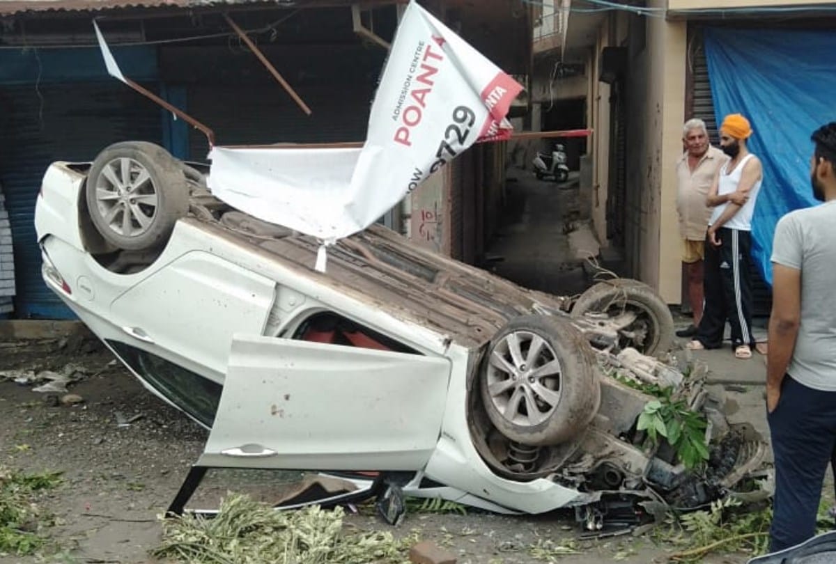 car accident in paonta sahib sirmour himachal pradesh