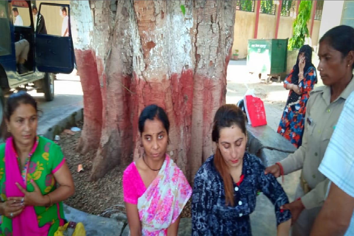 Three women arrested in case of theft the new born baby after birth 17 hours in saharanpur city