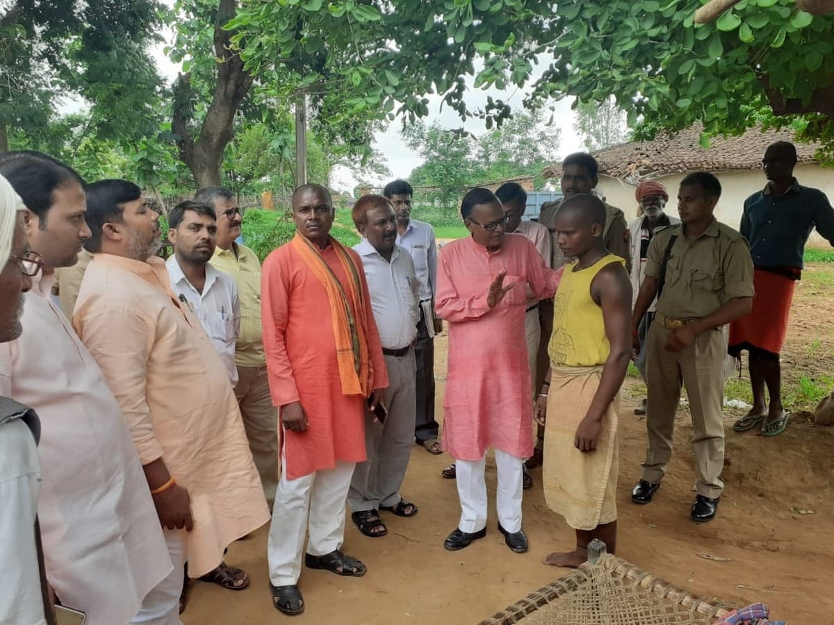 Sonbhadra victims blame on istrict administration responsible for massacre ghorawal ubhbha