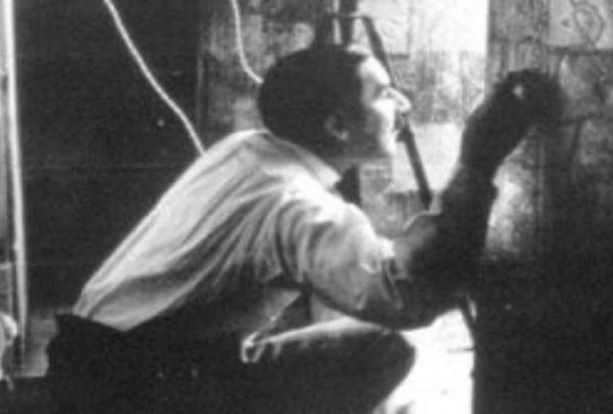 Mysterious Mummy of Egypt King Tutankhamun tomb discovery Curse of the Pharaohs