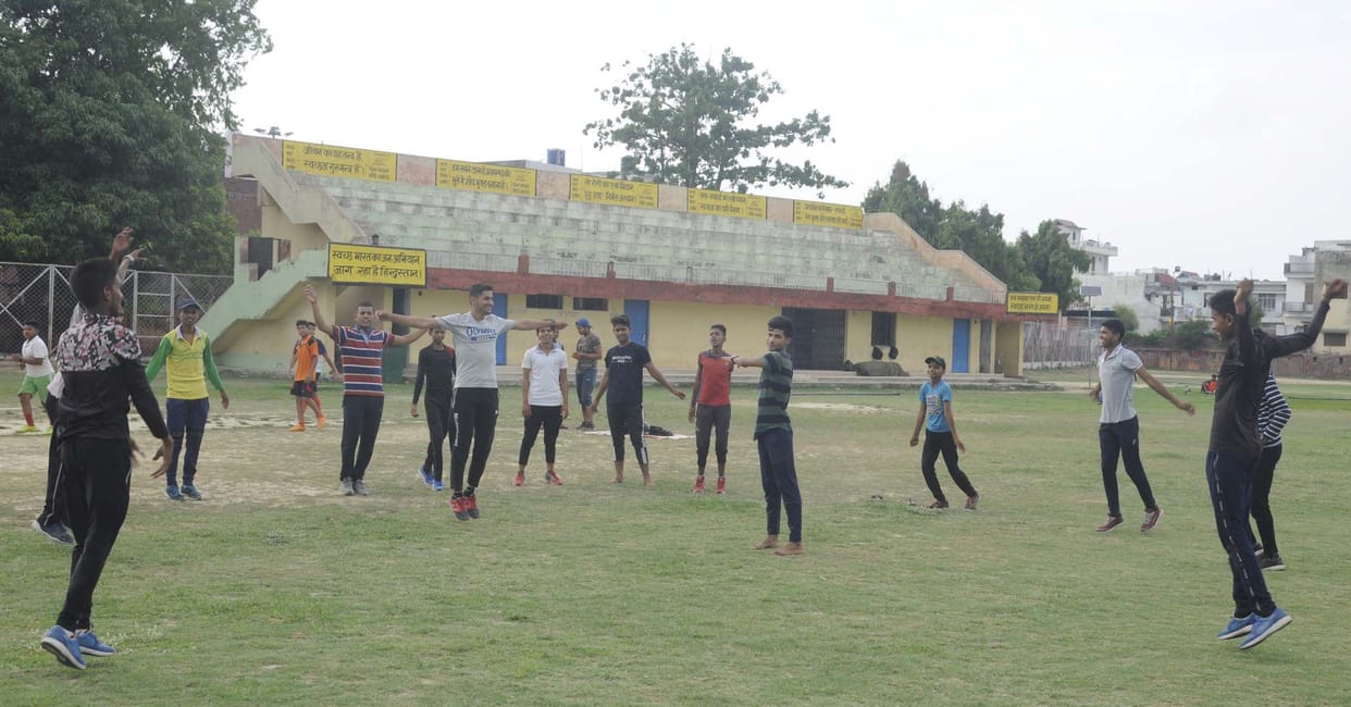 Swimming pool will be built in the stadium