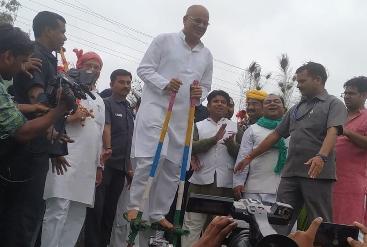 Chhattisgarh CM Bhupesh Baghel participated in Hareli festival celebrations today in Raipur