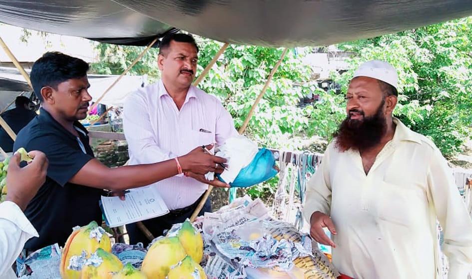 Checking prohibited polythene, imposed penalty
