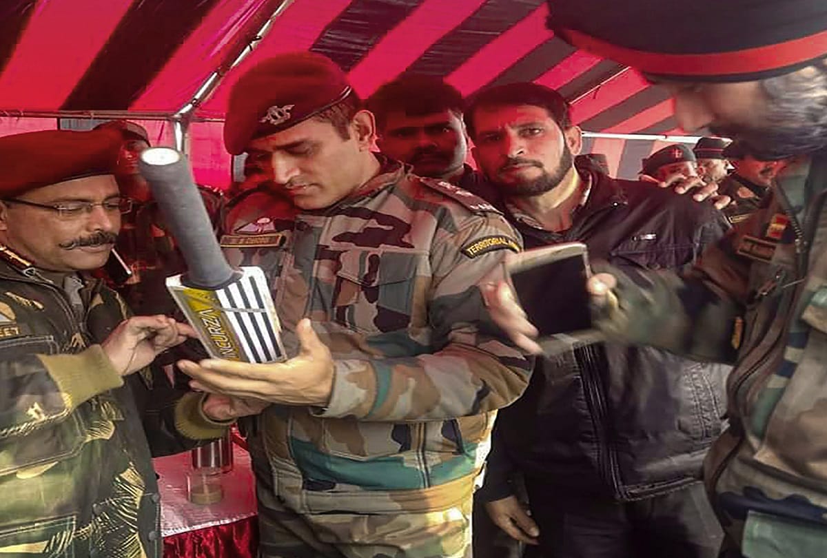MS Dhoni started his two weeks training in kashmir, know about his hobby