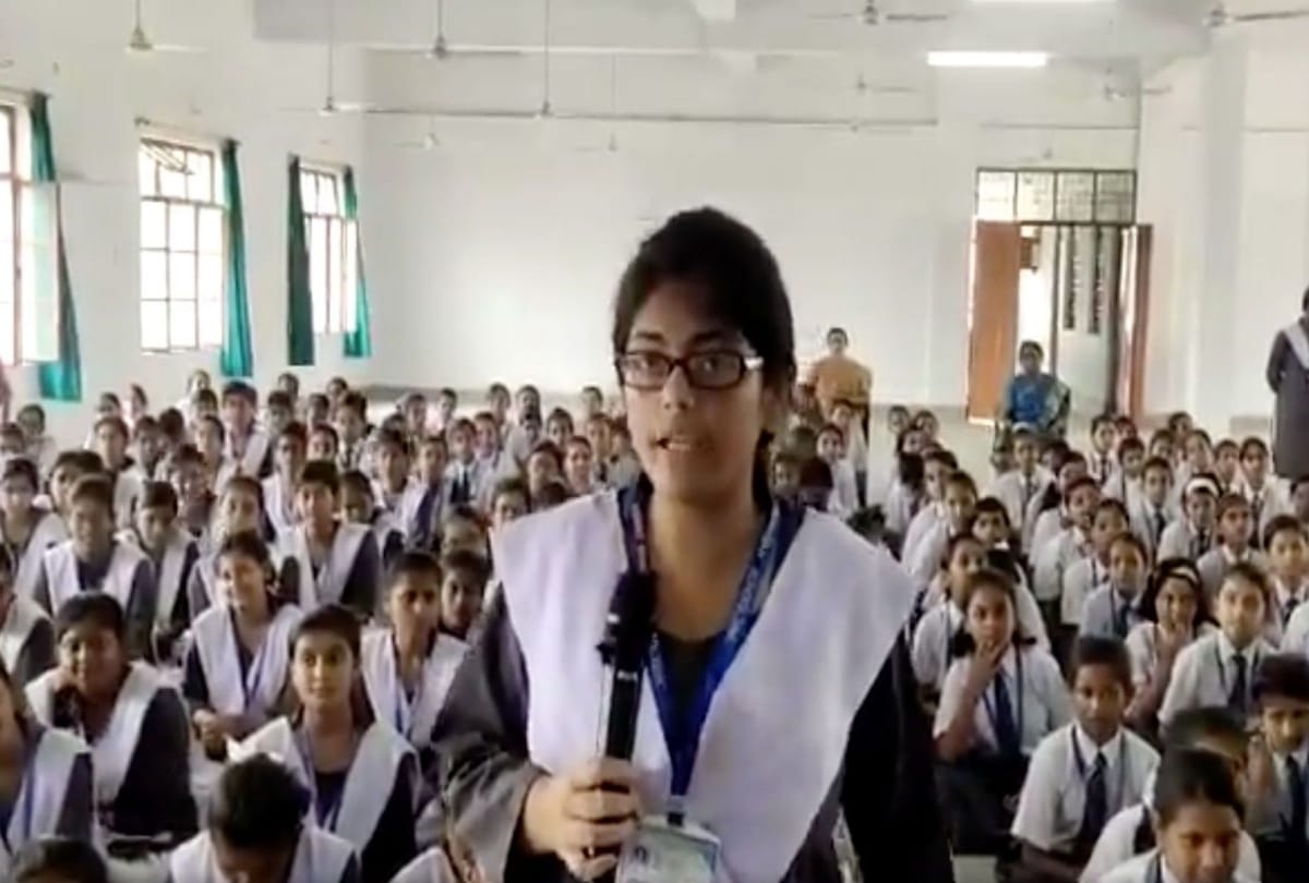 unnao rape school girl muniba question on women safety make police officer speechless