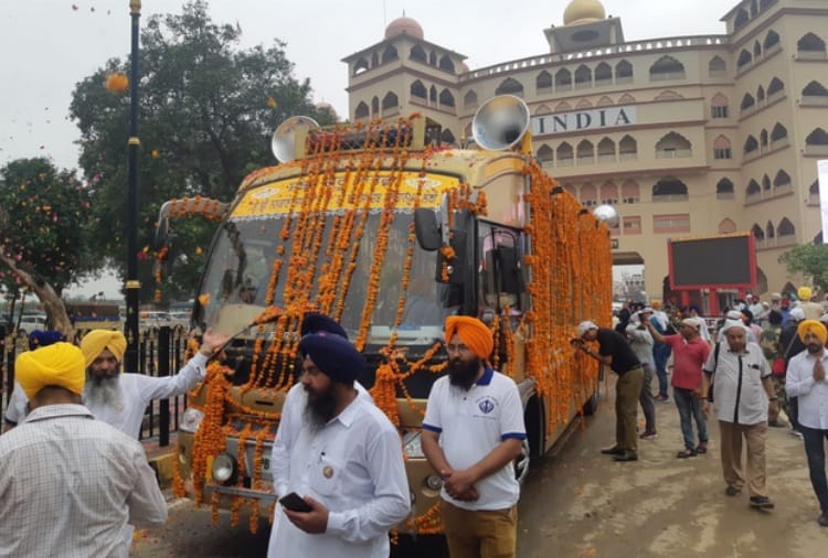 international nagar kirtan welcome at attari border, nankana sahib pakistan, 550th parkash parv