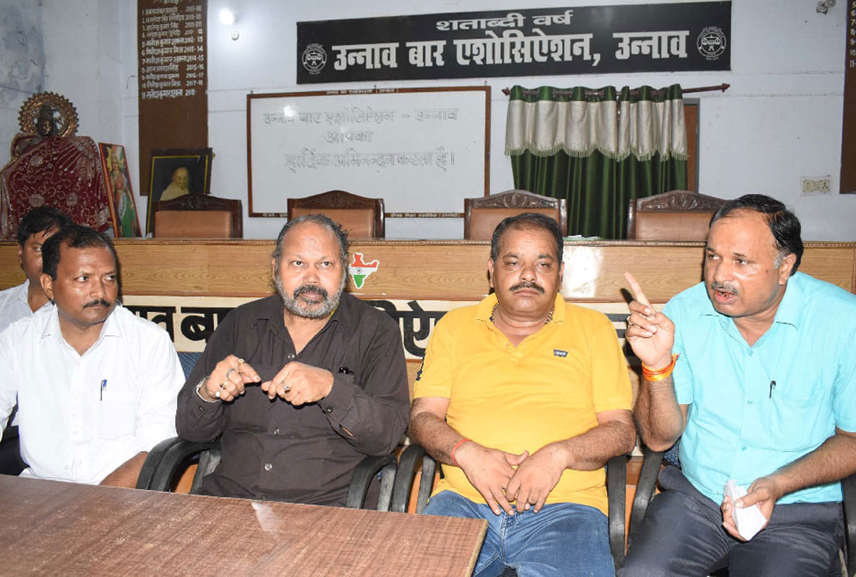 lawyers objection on two advocates name in cbi list of unnao misdeed case