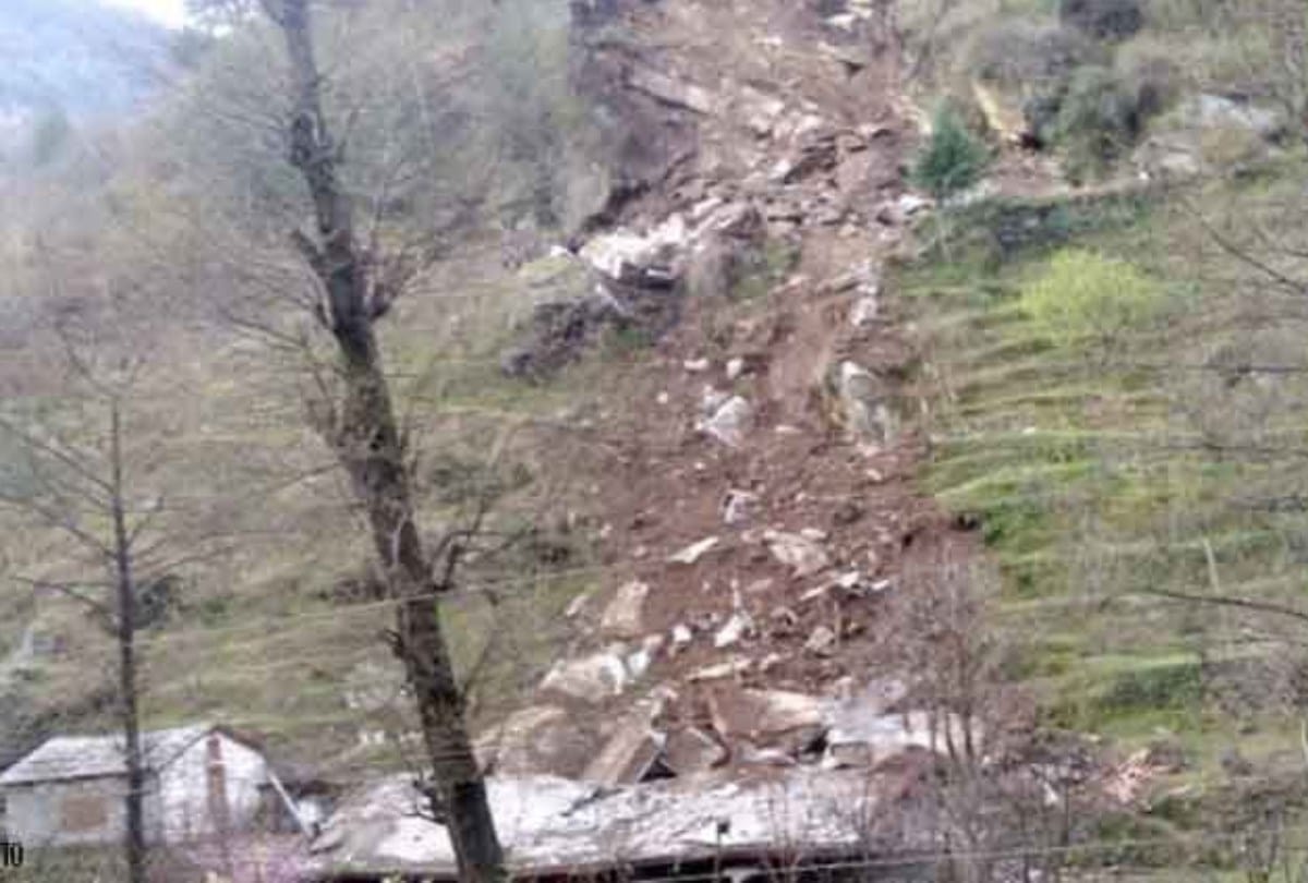 landslide on school building in chamba himachal pradesh