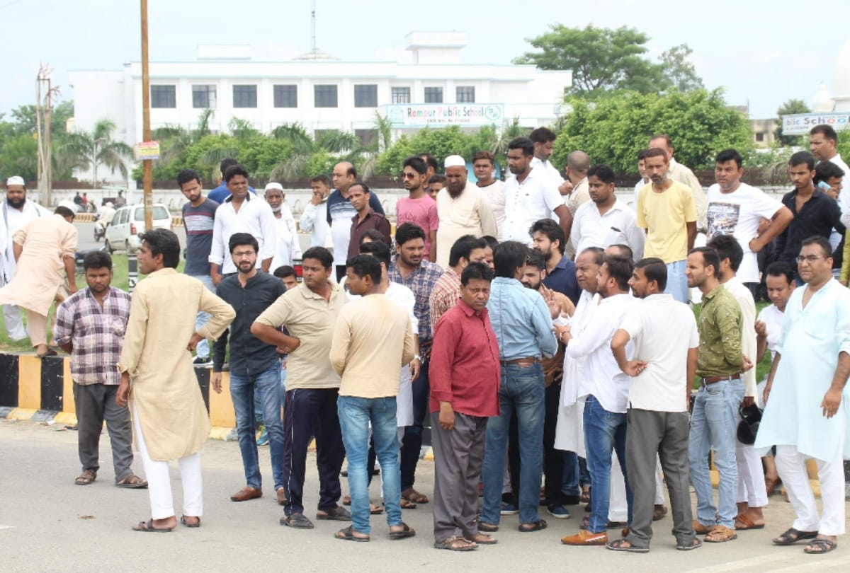 SP chief Akhilesh Yadav directs party workers to gather in Rampur regarding Abdullah Azam case