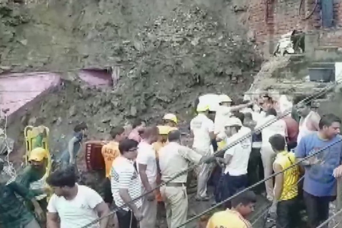 Rajasthan: Three people dead in house collapse in Nagphani area due to heavy rainfall