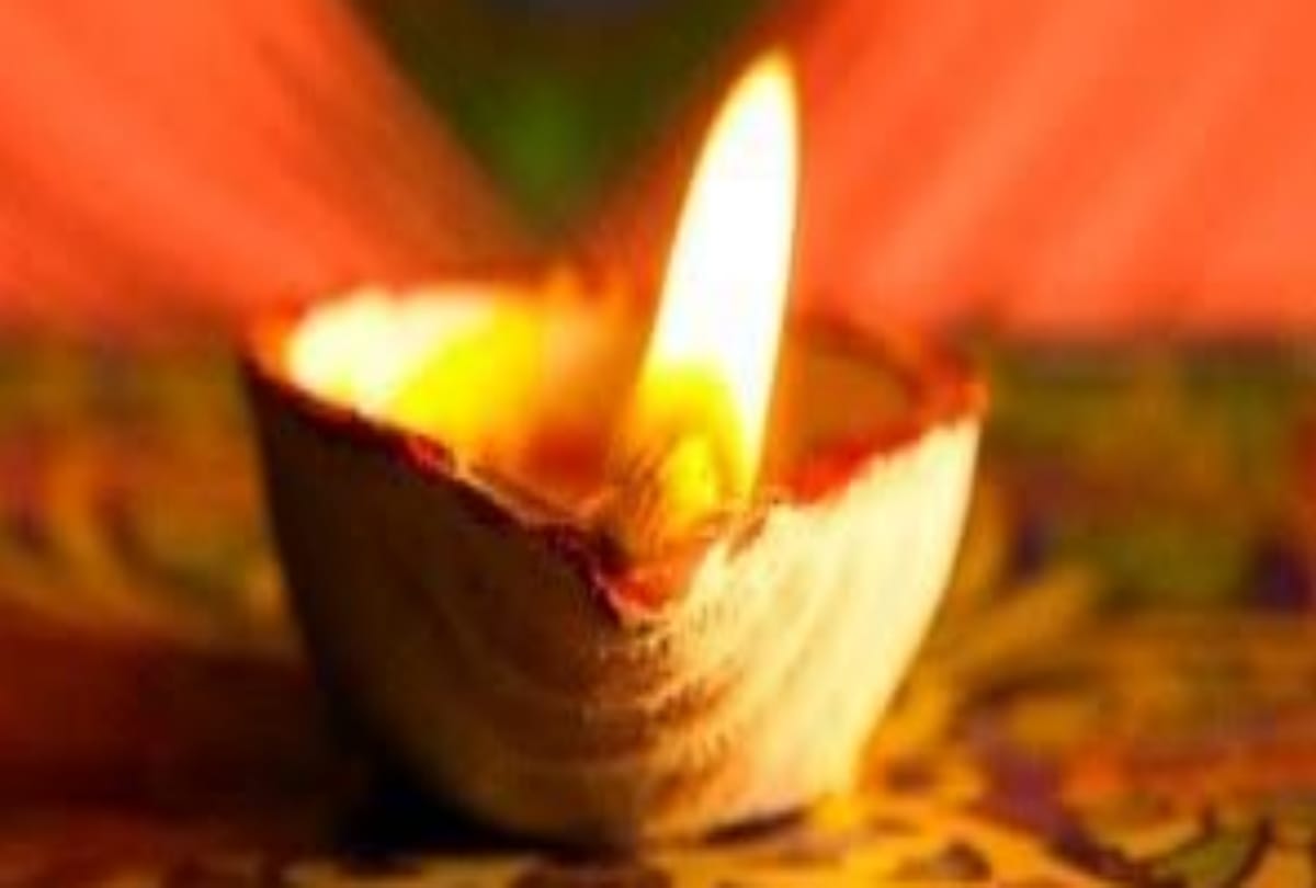 Sarv Pitru Amavasya 2020 Do these upay in Sarv Pitru Amavasya to please ancestors