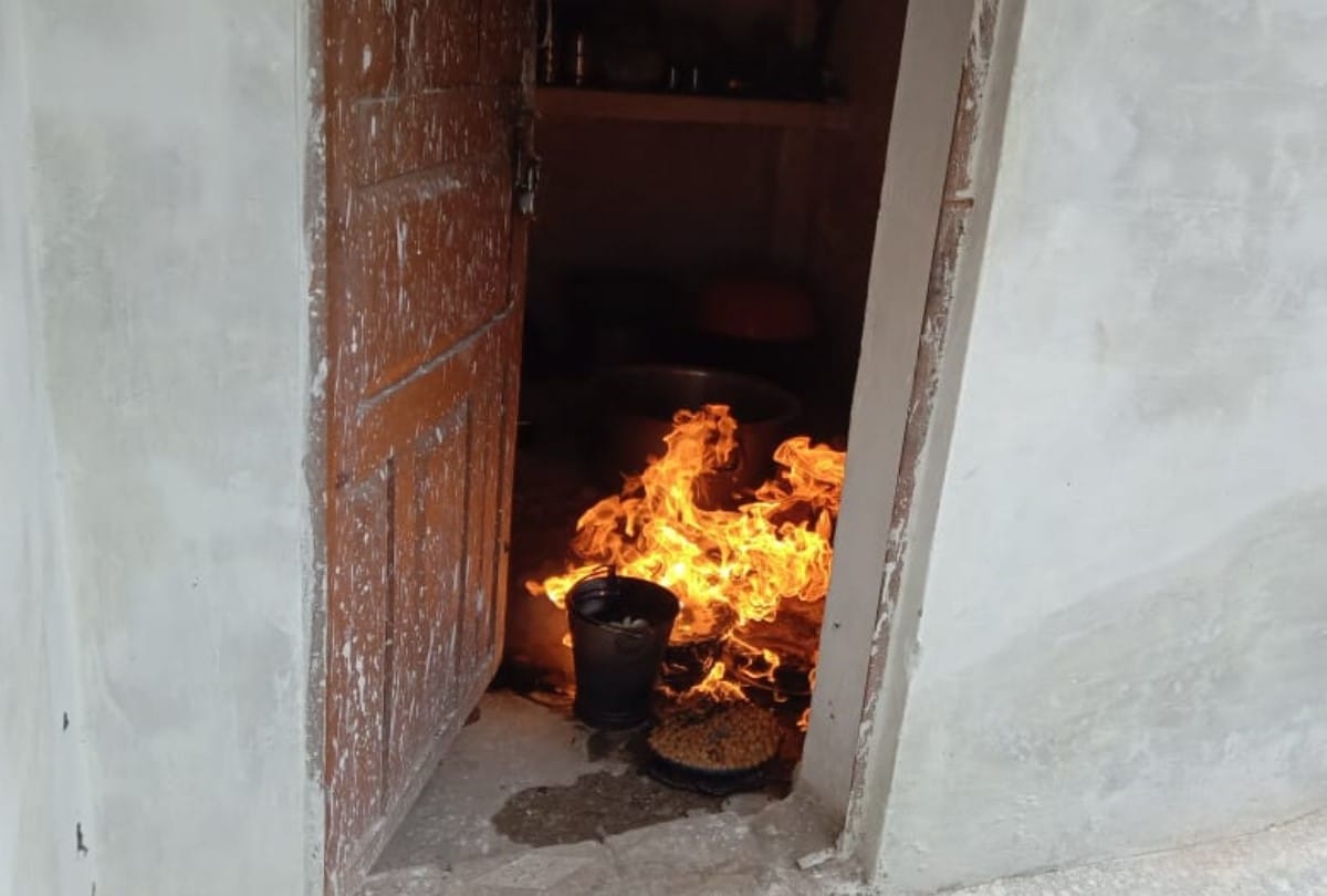 fire broke out in gas cylinder in raebareli