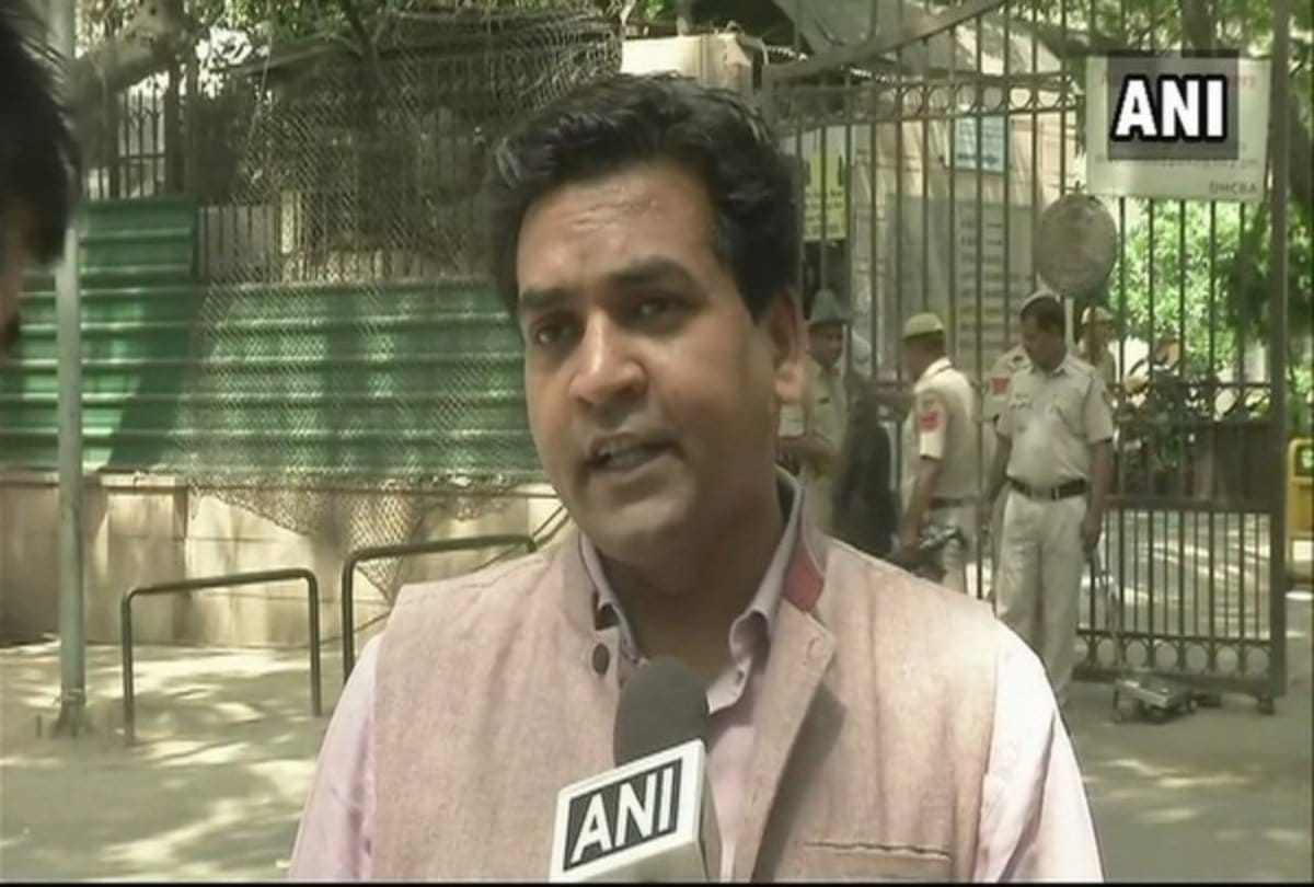article 370 revoked kumar vishwas and other leaders congratulates government move