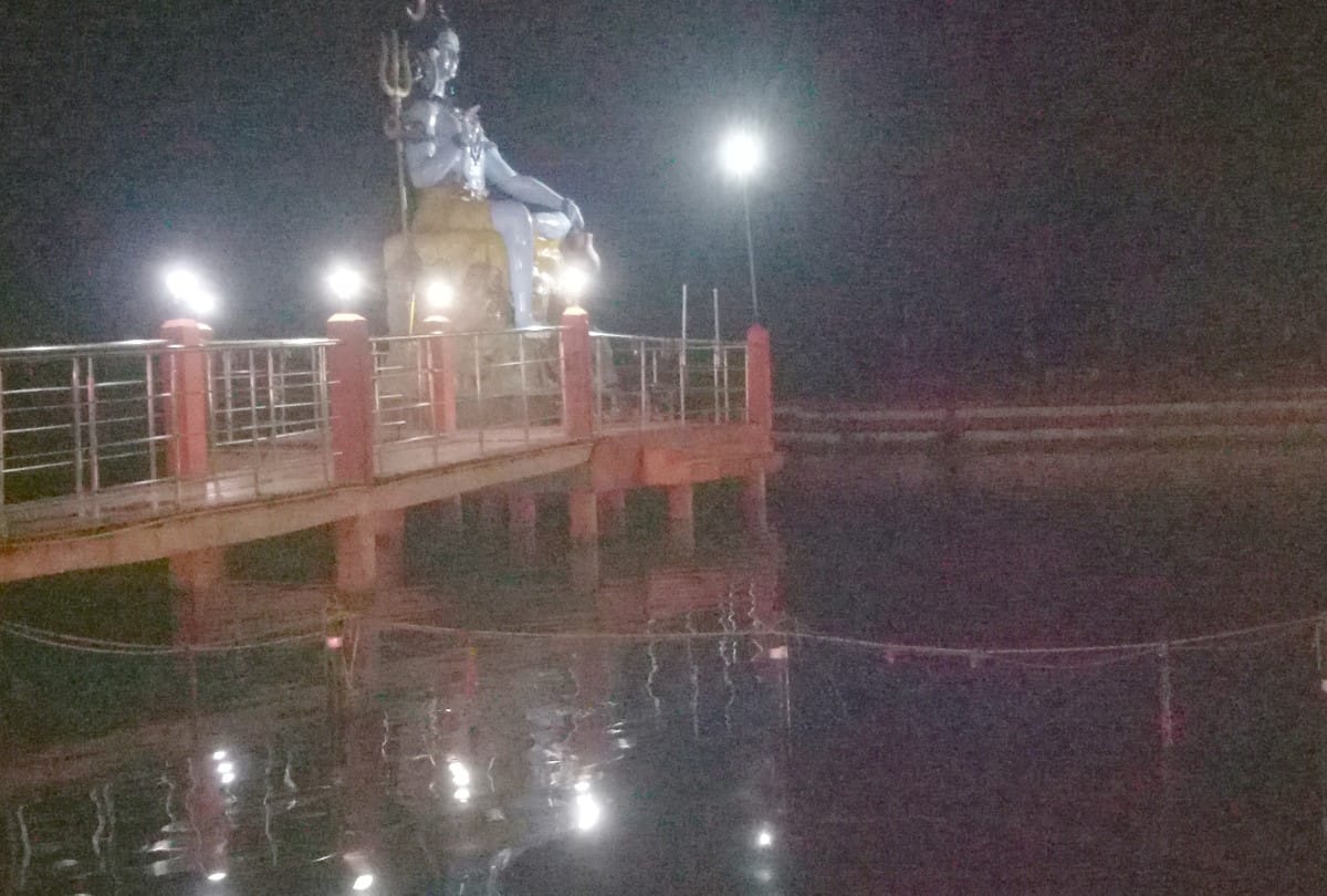 man drowned in kund of chandrika devi temple of lucknow, died