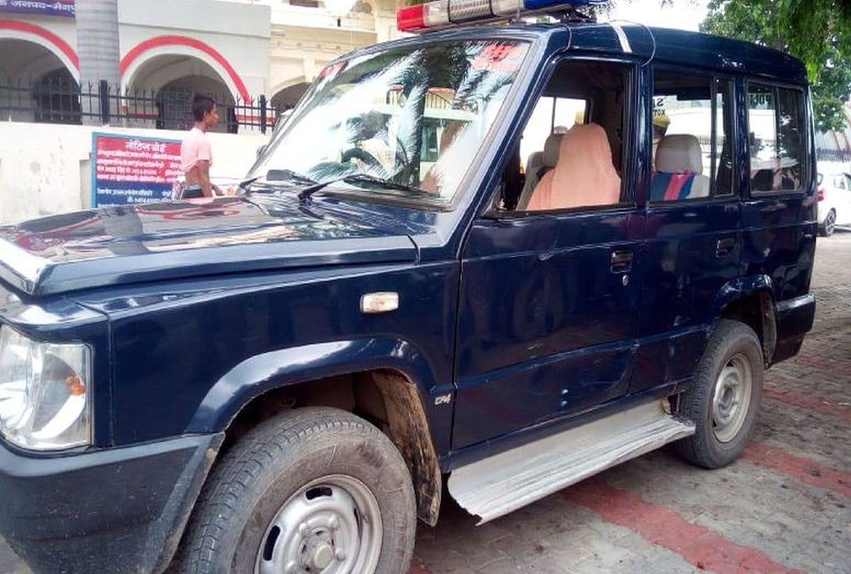 gangster attacks on police patrolling party one injured in mainpuri city
