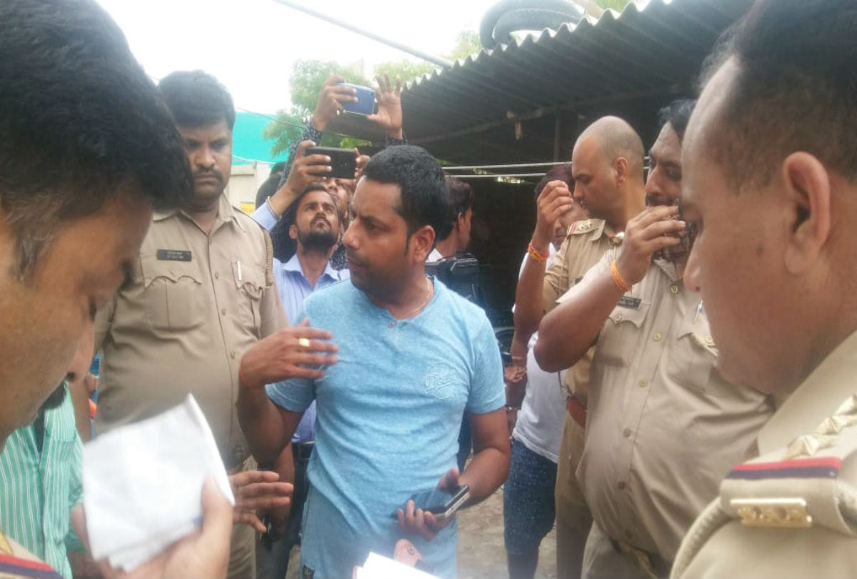 murder of police officer's wife in agra
