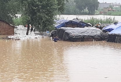 record rainfall in uan after eight year and 186 roads blocked in himachal