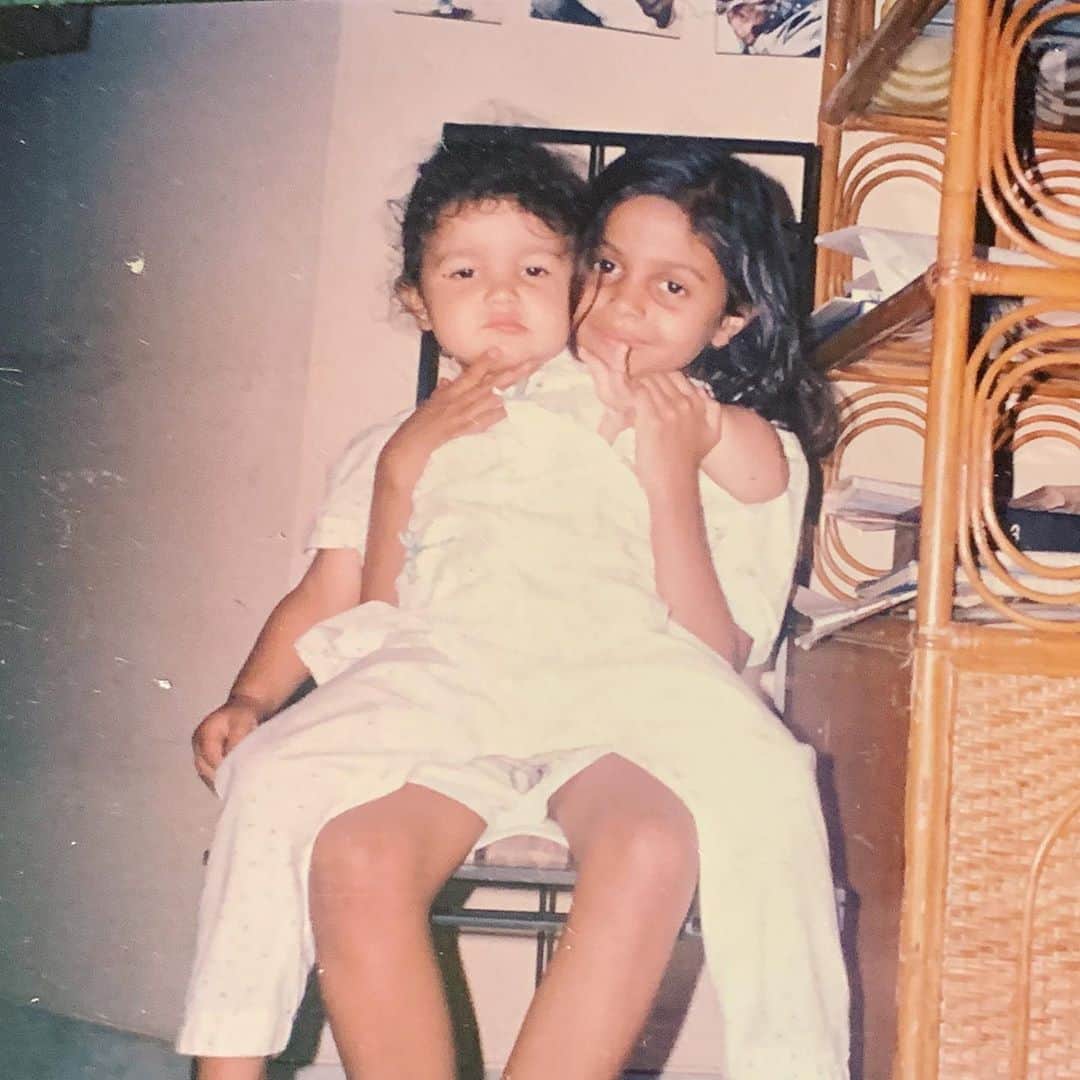 Alia Bhatt sister shaheen bhatt shared childhood throwback picture with alia Bhatt
