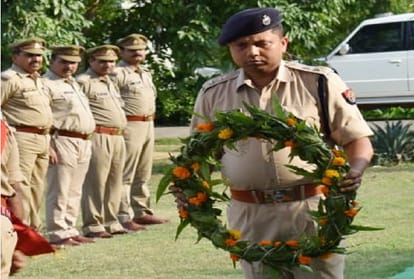 One inspector Died in Truck collision with police car on national highway at Baghpat UP